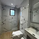 Spiro Hotel